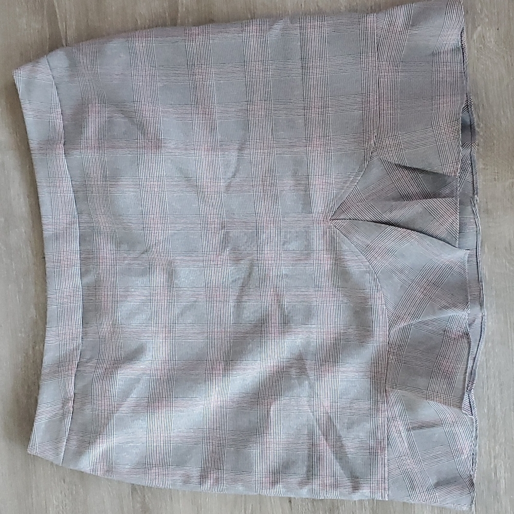 Chelsea Rose size 18 plaid skirt